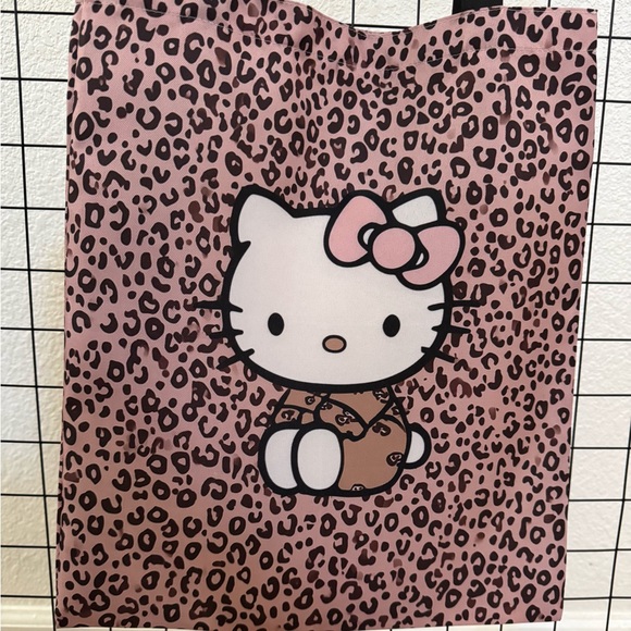 Hello Kitty Leopard Tote Bag - Picture 3 of 3